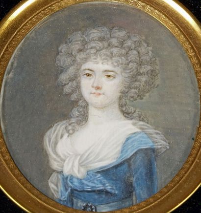 null Miniature ovale sur ivoire : Portrait de femme en robe bleue 

Fin du XVIIIème...