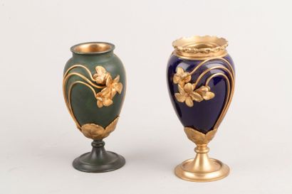 Adolphe Armand TRUFFIER (1899- ?) 

Deux vases balustre :

L’un en bronze à patine...