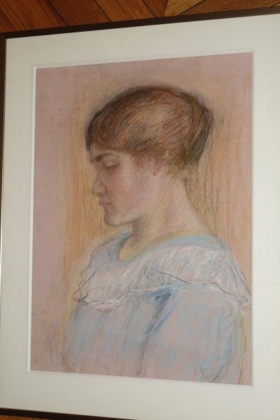 null Pastel : profil de femme

Monogrammé SM et daté 1920 en bas à droite

51 x 37...