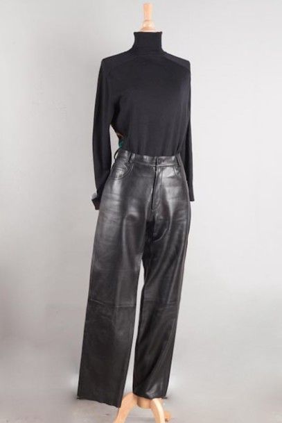 HERMES Paris Pantalon de forme jean’ s en cuir noir, taille 40 (bon tat)