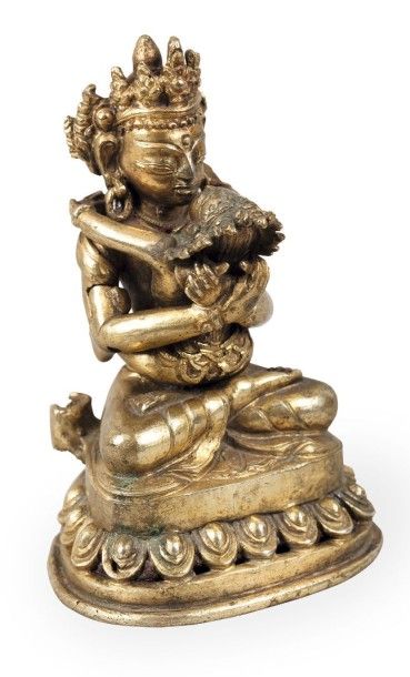 null Sujet en bronze doré représentant Vajradhara en yabyum avec Shakti. 
Chine,...