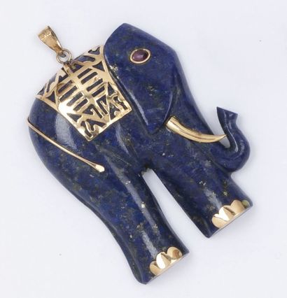 Pendentif «Éléphant» en or jaune 14k et lapis-lazuli...