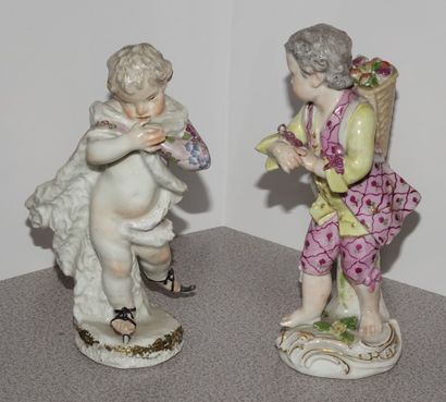 MEISSEN 

DEUX SUJETS en porcelaine polychrome représentant deux enfants, l'un symbolisant...