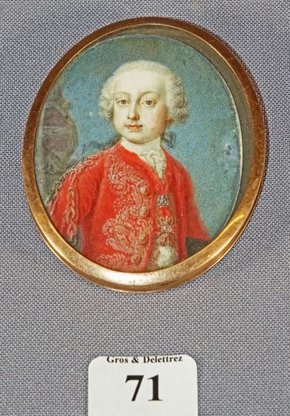 null MINIATURE ovale 

Portrait d’un homme en habit rouge

XVIIIème siècle (petites...