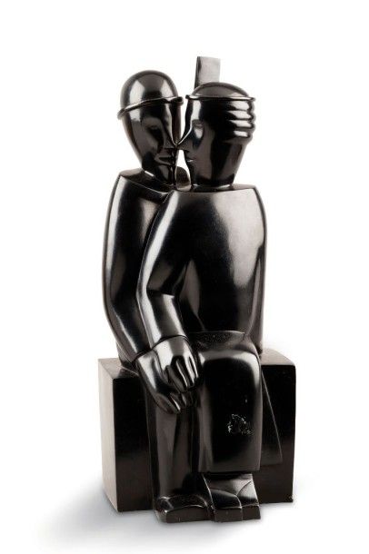 Jean LAMBERT-RUCKI (1888-1967) 
Rencontre
Epreuve en bronze à patine noire, signée...