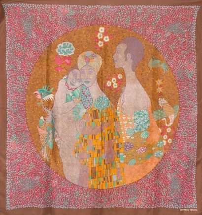 BOTTEGA VENETA Carré en soie imprimée d'inspiration Klimt dans un décor végétal,...