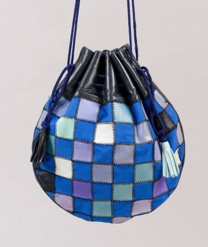 Yves Saint LAURENT Sac "Bourse" en cuir agneau et jersey multicolore à effet de damier,...