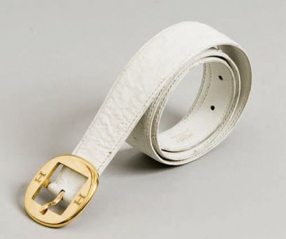 HERMES Paris made in France *Ceinture incurvée en cuir autruche blanc, boucle en...