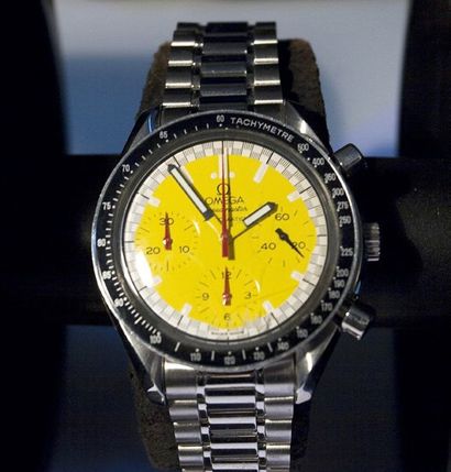 OMEGA (Speedmaster FORMULA 1), vers 1996 Très beau chronographe de la série des SPEEDMASTER...