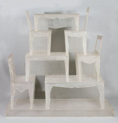Olivier URMAN (né en 1964) 1999 Grande étagère sculpture en plexiglas constituée...