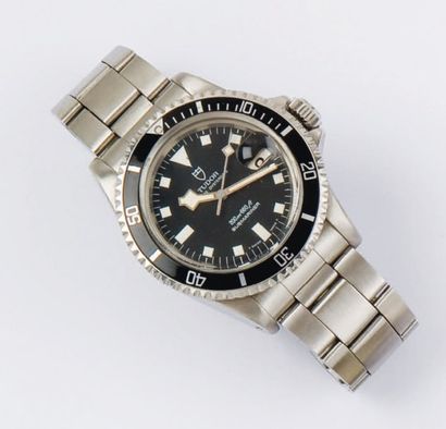 TUDOR - SUBMARINER DATE. Ref 9411/0. Bracelet montre de plongée en acier. Cadran...