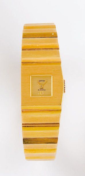 ROLEX - MIDAS N°772. Bracelet montre de dame en or jaune. Cadran or. Mouvement mécanique....