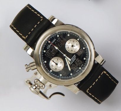 GRAHAM - «CHRONOFIGHTER - VE DAY». Montre de poignet chronographe en acier pour pilote....