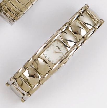 EBEL - Bracelet montre de dame en acier. Cadran nacre. Index diamants. Mouvement...
