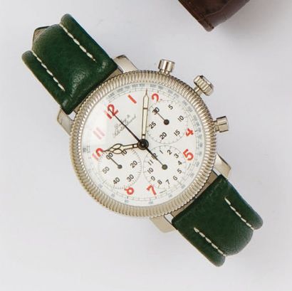 DUBEY & SCHALDENBRAND - TRIAL. Montre de poignet chronographe en acier. Cadran blanc...