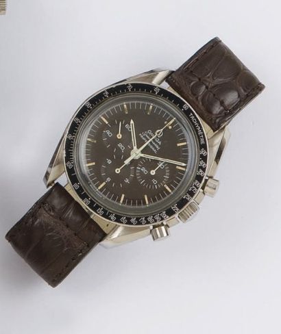 OMEGA - SPEEDMASTER MOonWATCH de 1969. Montre de poignet chronographe en acier. Cadran...