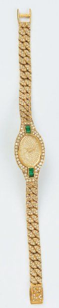 VACHERON & CONSTANTIN Bracelet montre de dame en or jaune entièrement serti de diamants...