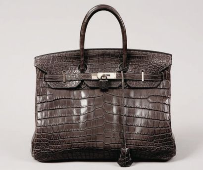 HERMES Paris made in France *Sac « Birkin « 35 cm en crocodile gris mat,attaches...