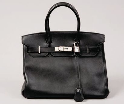 HERMES Paris made in France *Sac « Birkin « 30 cm en cuir noir, attaches, fermoir...