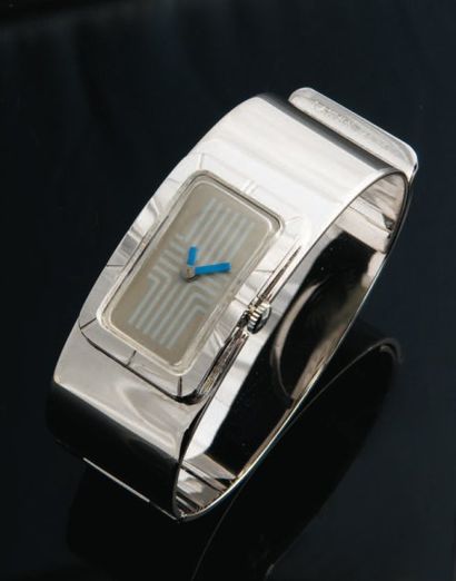 LANVIN Bracelet de Force Rectangle / Chromé, vers 1975 Rare et originale montre rectangulaire...