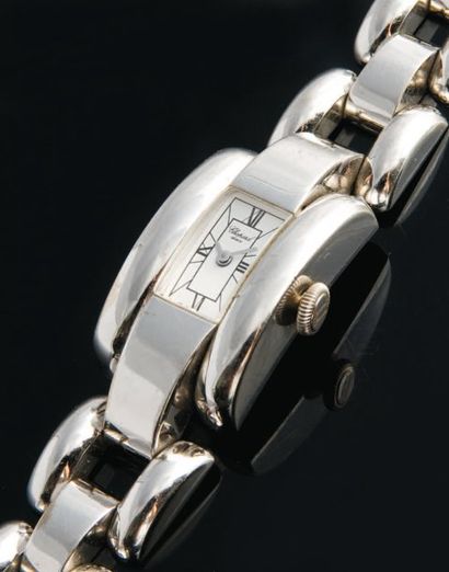 CHOPARD La Strada / or gris, vers 1999 Elégante et massive montre bijou rectangulaire...