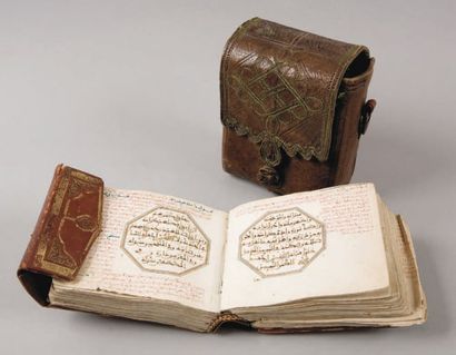 null Livre de prières, Dalâ'il al-khayrât, daté. Petit manuscrit religieux arabe...