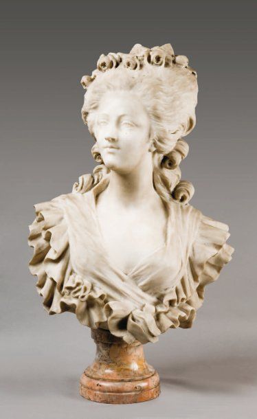null BUSTE de Marie Antoinette en marbre XIXème siècle Haut. : 62 cm