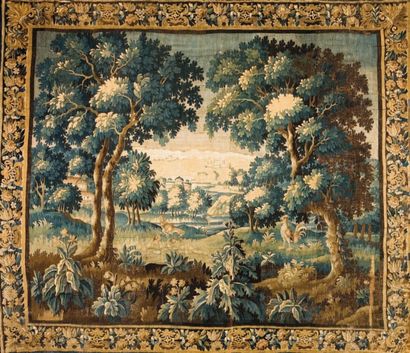 TAPISSERIE D'AUBUSSON, Verdure à décor de volatiles XVIIIème siècle Haut. : 290 cm...