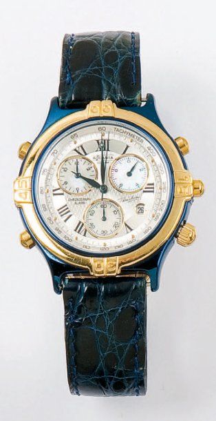 RODANIA : Montre de poignet chronographe en or jaune et acier bleuie. Mouvement à...