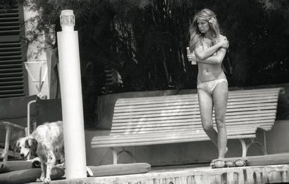 Francis Apesteguy (né en 1952) Brigitte Bardot sur le ponton de la Madrague à Saint-Tropez,...
