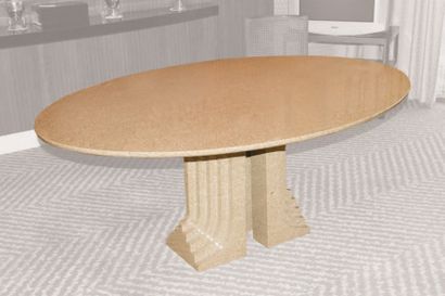 Travail étranger Table ovale en marbre reposant...