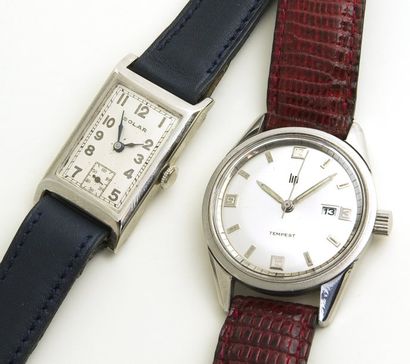 null LOT LIP (Solar & Classic Tempest ), vers 1940/1960. 2 watches
Rare montre curvex...