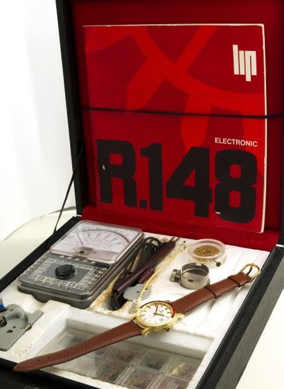null LIP (1ère série Electronic), vers 1960. 1 watch Rare Montre en plaqué or à boitier...