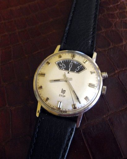 null LIP (Stop dit Parking), vers 1968. 1 watch 
Rare montre ronde à boitier chromé,...