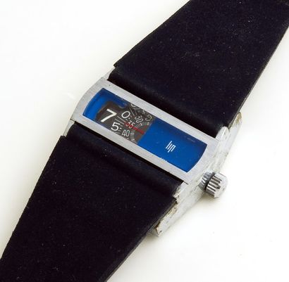 null LIP (F. de Baschmakoff/42882 Bleu), vers 1970. 1 watch.
Montre design à Heure...