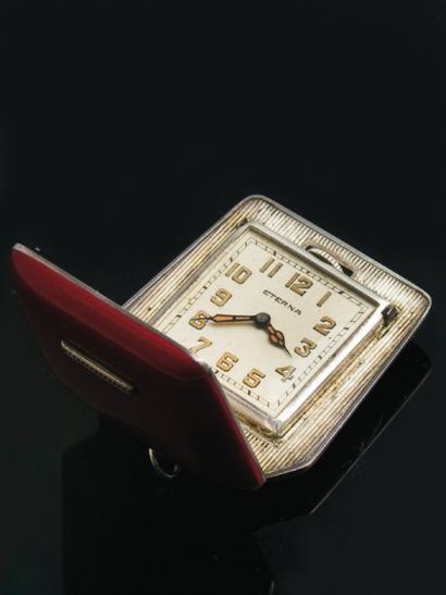 ETERNA (Montre de sac Emaillée / Art Déco) vers 1935 Superbe montre de sac des années...