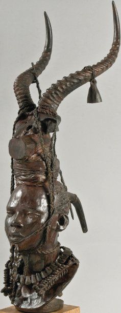 Jacques DARBAUD (né en 1943) Guerrier Dumpago, Dahomey Epreuve en bronze à patine...