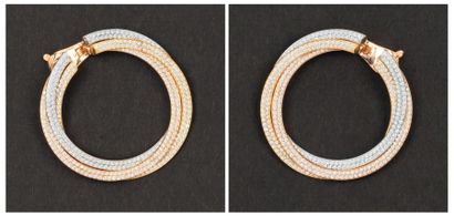 CARTIER «Trinity» - Paire d’anneaux d’oreilles en or de trois couleurs entièrement...