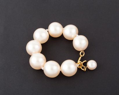 null CHANEL - haute couture Printemps / Été 1990 Bracelet chocker de perles d’imitation...