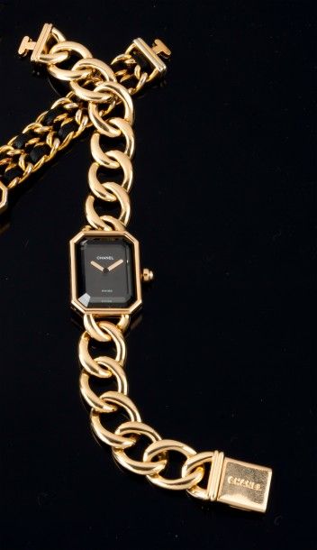 null CHANEL - Swiss made n°F.G.45662 Montre «Première» en or jaune 18 carats 750...