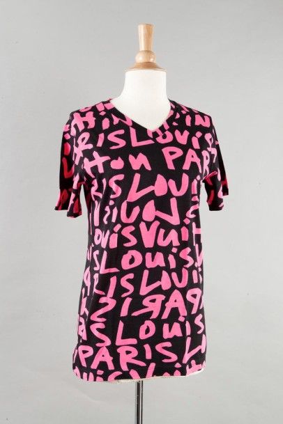 null Louis VUITTON Collection Stephen Sprouse

T-Shirt en coton imprimée noir à décor...