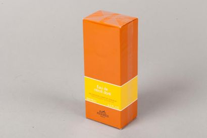 null HERMES Parfums

Lot composé d'un gel douche "Eau de Néroli doré" (200ml), un...