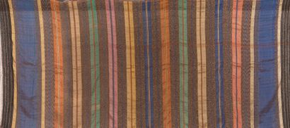 null Tissage algerien en soie, Afrique du nord An antique Algerian silk weaving Ce...