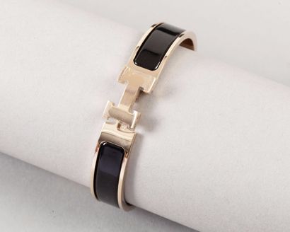 null HERMÈS Paris made in France

*Bracelet « Clic H » 11 mm en métal doré façon...