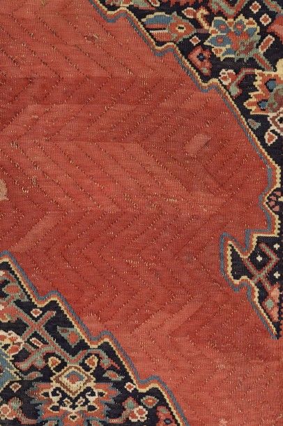 null Tissage kilim de la région de Senneh, Iran A 19th century Senneh kilim Décor...