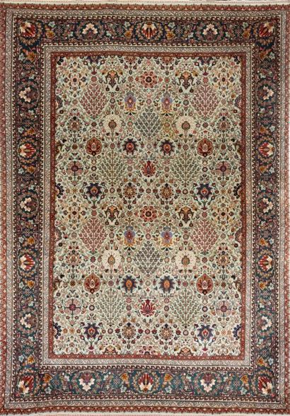 Tapis Tabriz, Iran A Tabriz carpet, Iran...