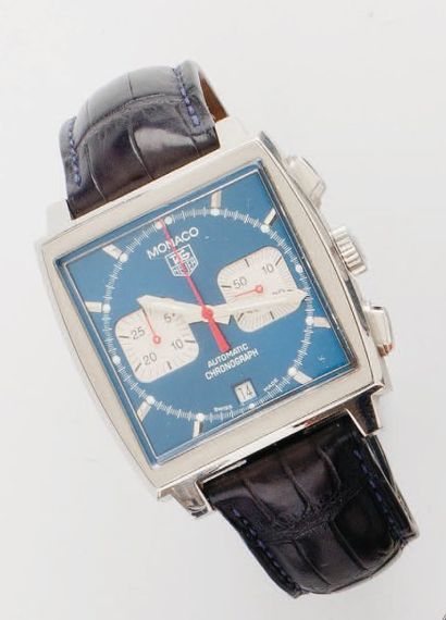 TAG HEUER « Monaco « - Montre de poignet chronographe en acier, cadran bleu à 2 compteurs,...