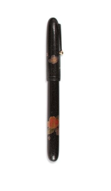 null «FLOWERS» Stylo plume Dunhill Namiki vintage 1930
Base résine, laque urushi...
