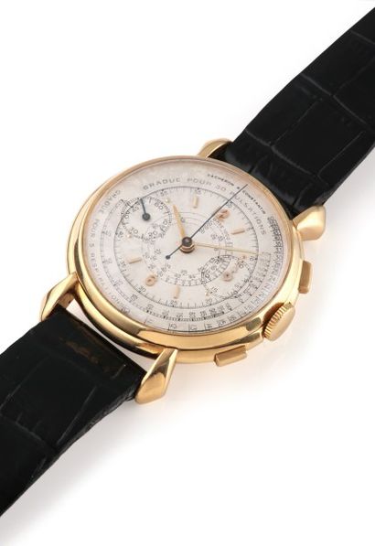 VACHERON CONSTANTIN Rarissime et beau chronographe bracelet en or 18K (750).
Boîtier...