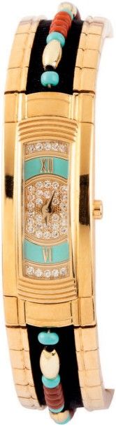 MAUBOUSSIN «Lady M» N°206 vers 2000
Etonnante montre bracelet de dame en or jaune....